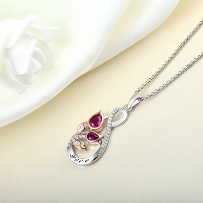 YASVITTI 925 Sterling Gümüş Klasik Ruby Rose Flower Pendant Kolye Kübik Zirkon Aşk Gravure Kolye Toptan Satış