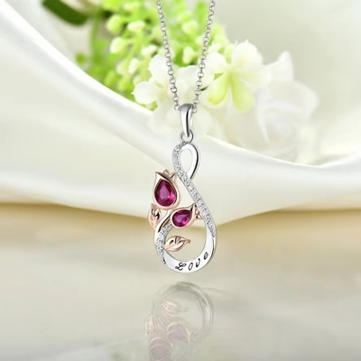 YASVITTI 925 Sterling Gümüş Klasik Ruby Rose Flower Pendant Kolye Kübik Zirkon Aşk Gravure Kolye Toptan Satış