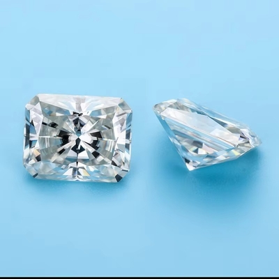 Beyaz Açık Mücevher Rengi Moissanite Kalp Ok Parlak Yüzükler Kesilmiş