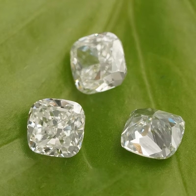 DEF VS Beyaz Renk Laboratuvar Büyümüş Elmaslar Moissanite Boş Markize Moissanite Yastık Kesim 3 * 3-5 * 5m