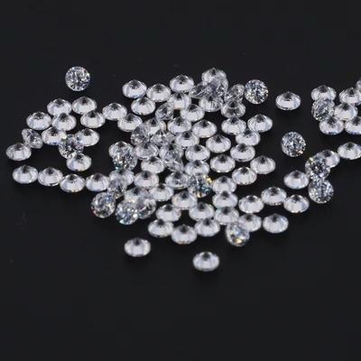 Nişan yüzüğü Beyaz Moissanite Elmas 0.9mm - 3mm Melee Boyutlu Kübik Zirkonya
