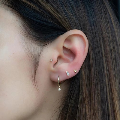 925 Sterling Gümüş Toptan Satış Mücevher Minimalist Küçük 925 Sterling Gümüş Zirkon Stud Kulaklıklar Kadınlar İçin Altın Kaplama Kulaklıklar