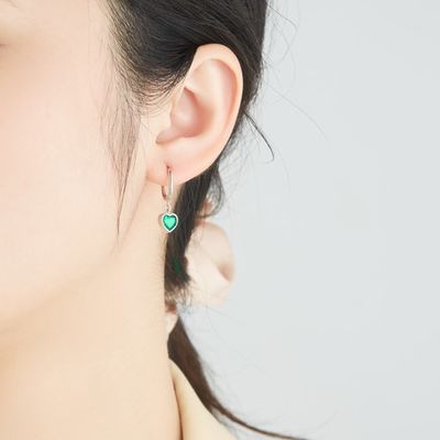 2.1x0.7cm 2.3g Gümüş Kalp Şekilli Küpeler Kristal Yılan Çember Küpe OEM