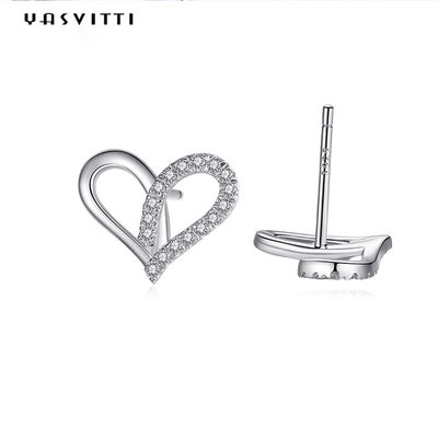 7.7x9.5mm 1.1g Gümüş Kalp Küpe Platin Kaplama Gümüş Kulak Damlası