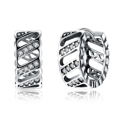 0.17oz 1.6cm Som Gümüş Takı Küpeler Hipoalerjenik Taç Saplama Küpeler SGS