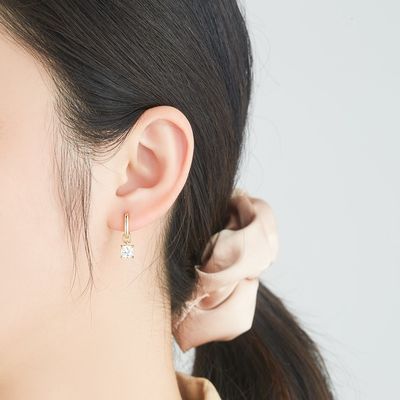 0.67in 2.2g Gümüş Takı Setleri Platin Kaplama CZ Gümüş İğneli Küpeler